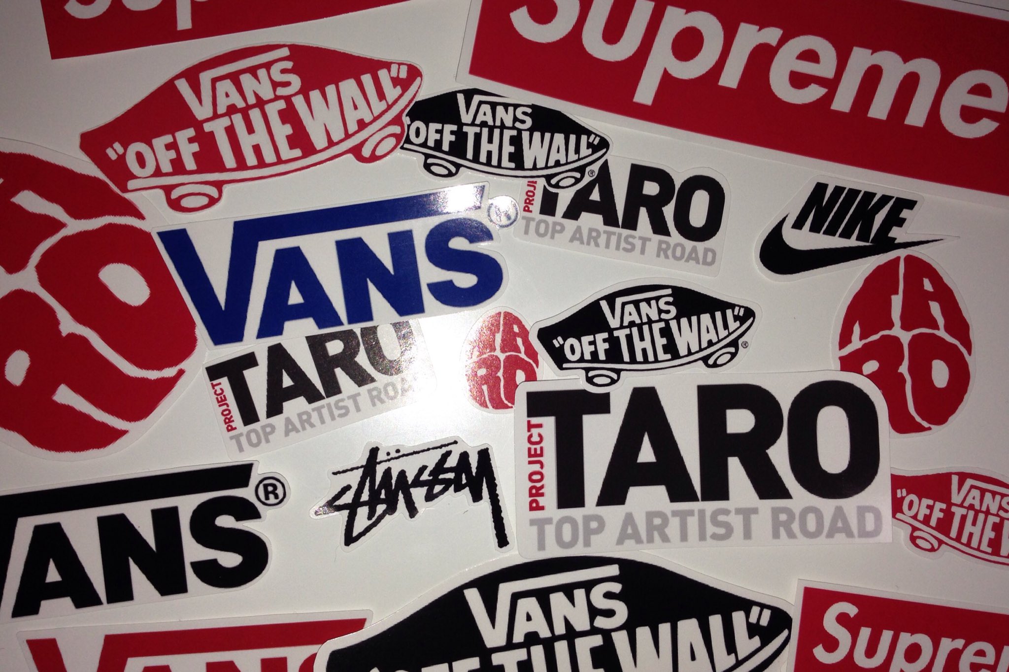 ａｙａ Taro垢 ステッカー作った タローのたくさん満足っっ Projecttaro Supreme Vans Stussy Nike T Co Yonobhwrgq Twitter