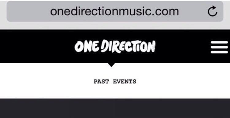 jazzy_hs's tweet photo. What happened?!!! I'm crying💔💔💔💔😭😭😭😭😭
#ThisIsTheEndOfOneDirection https://t.co/z3H5aDvuGo