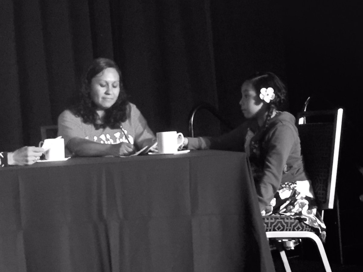 MarzenaZukowska's tweet image. "Mi familia no puede esperar más por promesas por parte de políticos" - Ana Cañenguez @DreamersMOMS #WeWontWait2016