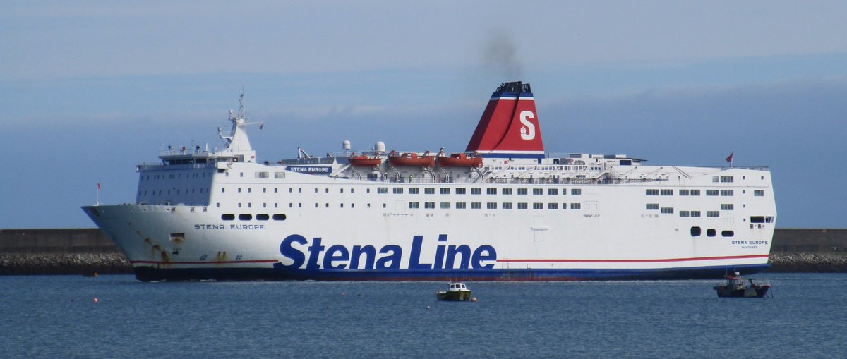 Cip o'r fferi yn Abergwaun ar ein taith ddirgel flynyddol: mwy am y trip yn fuan <a href="/capelygarn/">Capel y Garn</a> <a href="/MinnyStreet/">MinnyStreet</a> <a href="/EBC_PCW/">EBC - PCW</a>