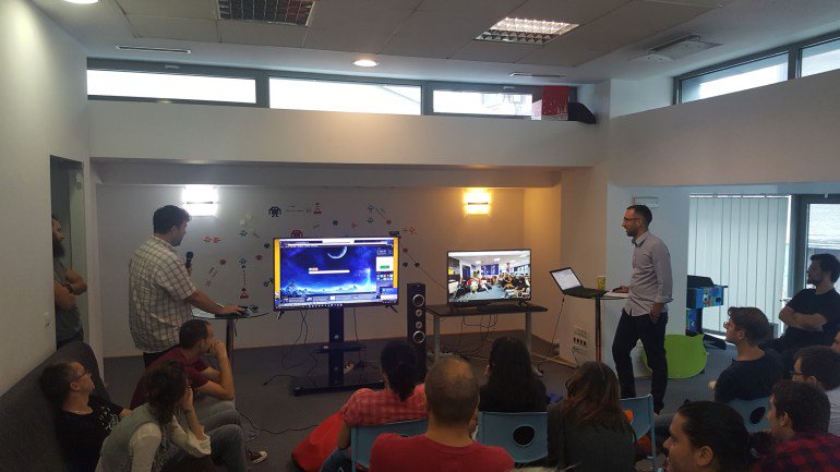 AdaptiveBee's tweet image. #Romanian #startup magazine interviews CM Ionut Vidu. 
&amp;gt;&amp;gt; buff.ly/2cp5Hov @URBrowser