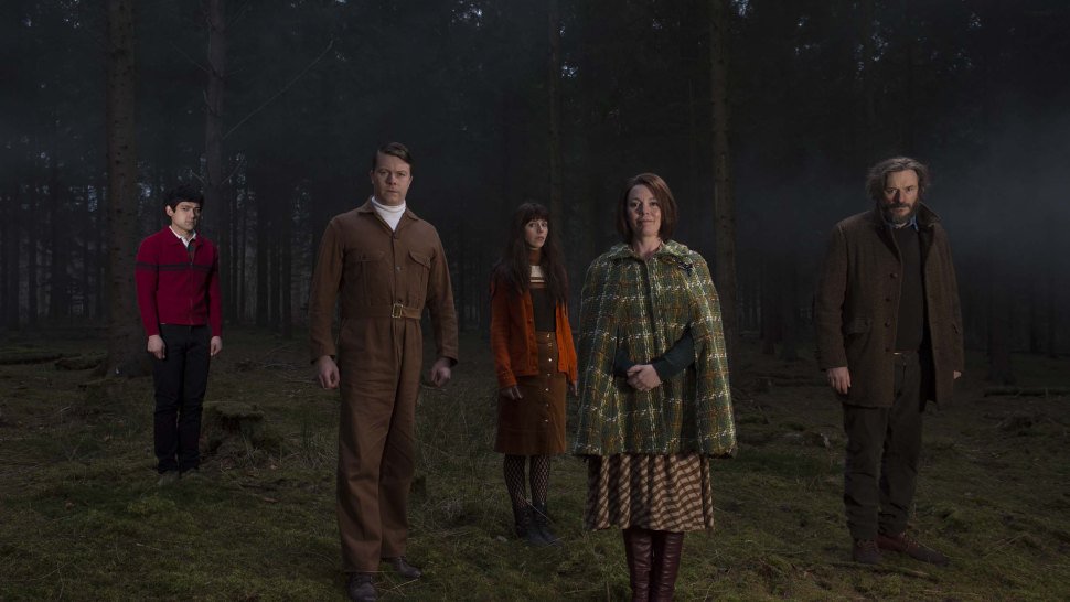 DEADLINE's tweet photo. ‘Flowers’ Renewed By Channel 4 &amp; Seeso As EP Naomi De Pear Launches Hootenanny https://t.co/u1uJmjJWoU https://t.co/6h9E3xYlmH
