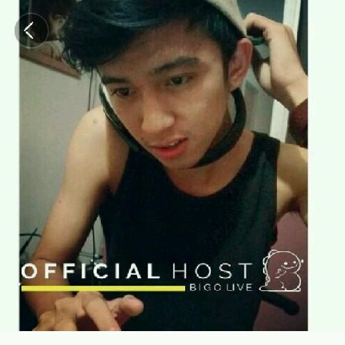 RatnaSariDavid's tweet photo. Invite you to join ™SAMUEL PRINCE©'s streaming on #BIGOLIVE. Join now! https://t.co/Us1LVTSRsX https://t.co/PFscA9iVxL