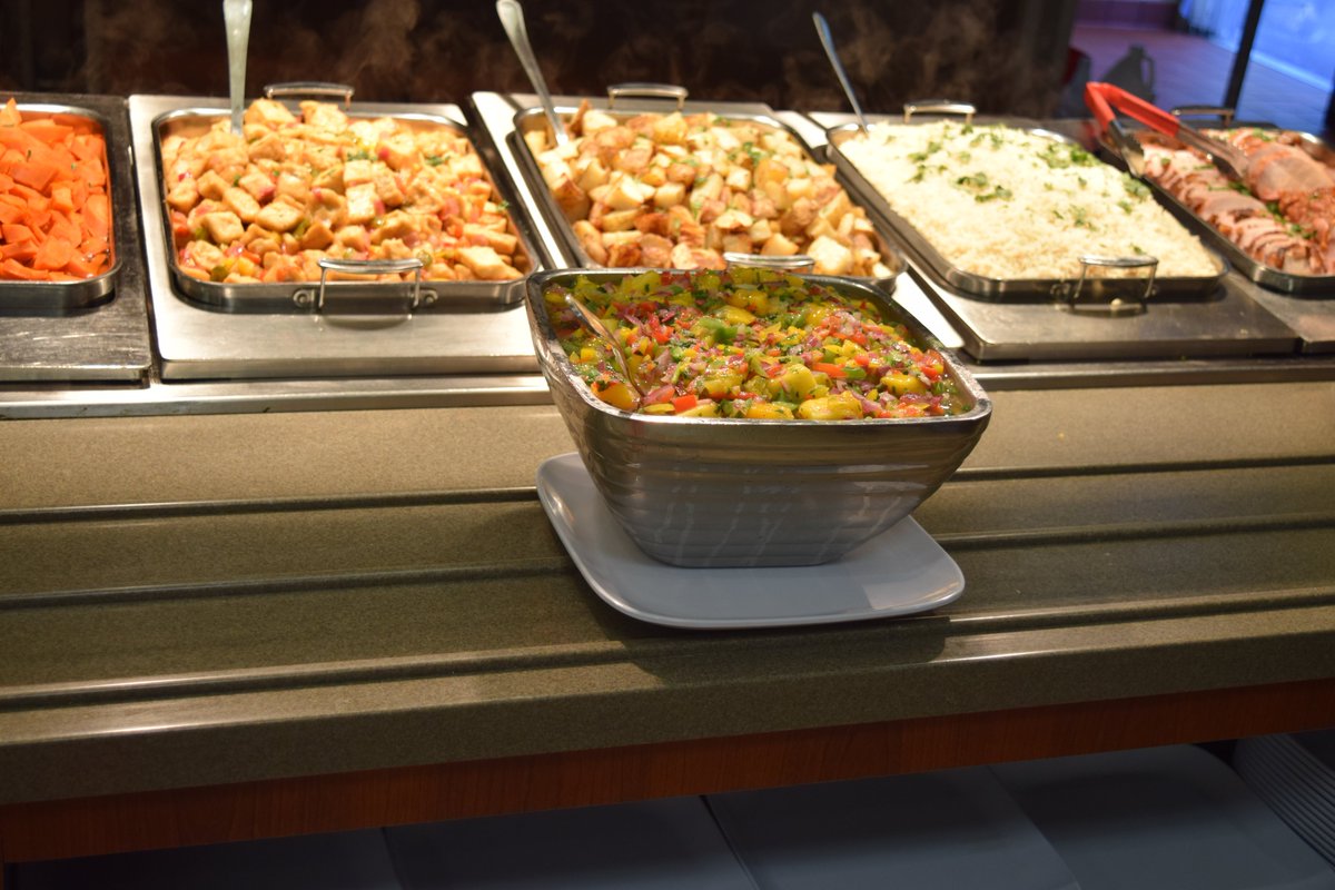 RinglingDining's tweet photo. We're just trying to make your decisions a little easier today. #whatsforlunch @RinglingCollege https://t.co/whf7euQei8