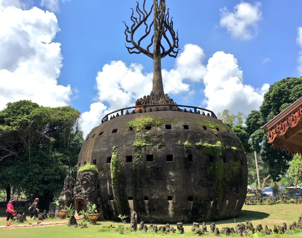 タイの地獄寺 على تويتر 29 サーラー ゲーオグー ブッダパーク タイとラオスにまたがる巨大仏像公園 ラオスではブッダパークと呼ばれる有名観光地 地獄空間はカボチャ型の建物の中につくられ ラオス側にある 林立する巨大仏像は迫力満点 タイの地獄寺 タイの地獄寺 على تويتر 29 サーラー ゲーオグー ブッダパーク タイとラオスにまたがる巨大仏像公園 ラオスではブッダパークと呼ばれる有名観光地 地獄空間はカボチャ型の建物の中につくられ ラオス側にある 林立する巨大仏像は迫力満点 タイの地獄寺
