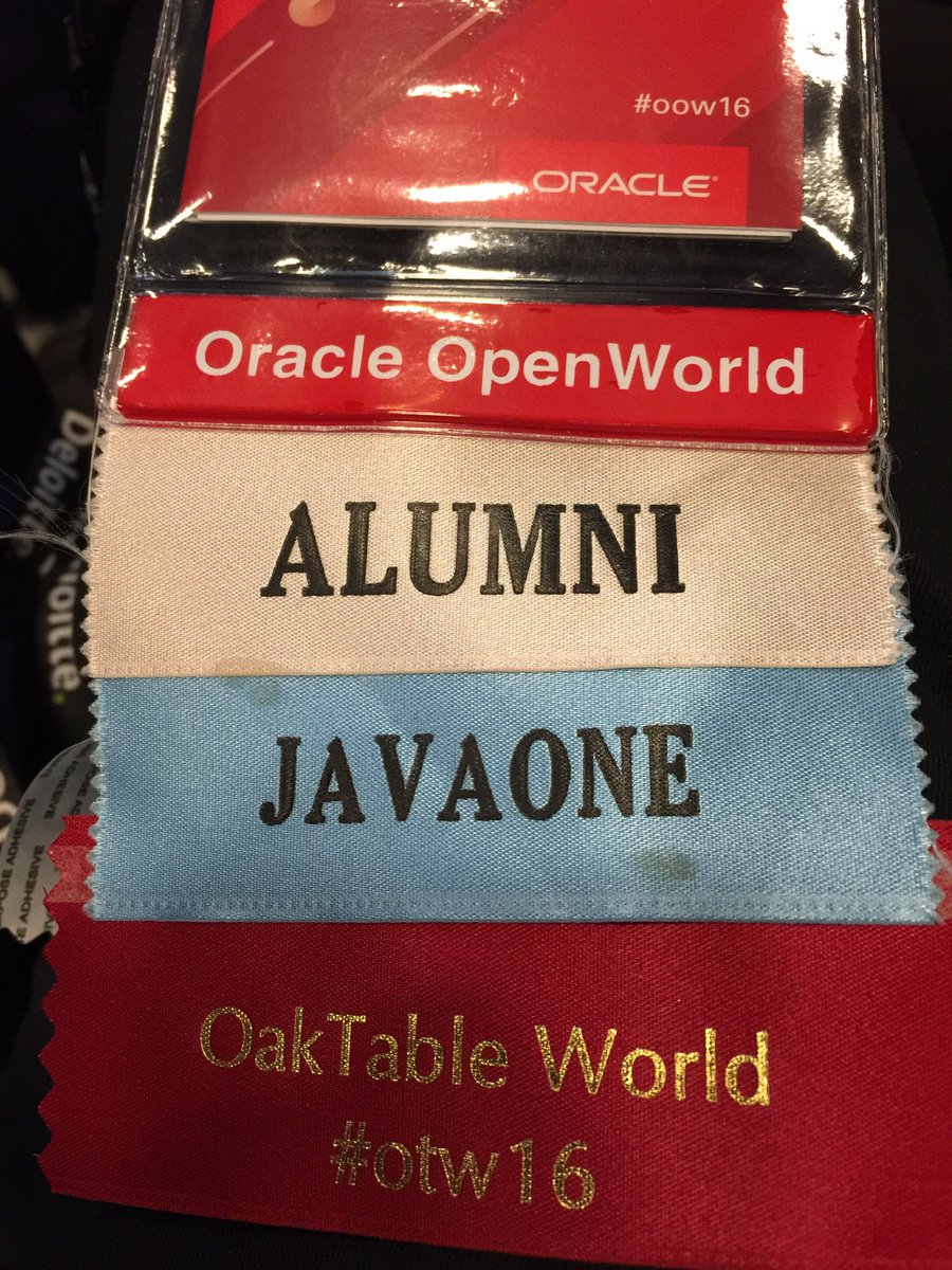 BjarteBrandt's tweet photo. Good morning #oow16 ! Let's get started with #oaktableworld. Excited to be here. https://t.co/xBwDJIH6kB