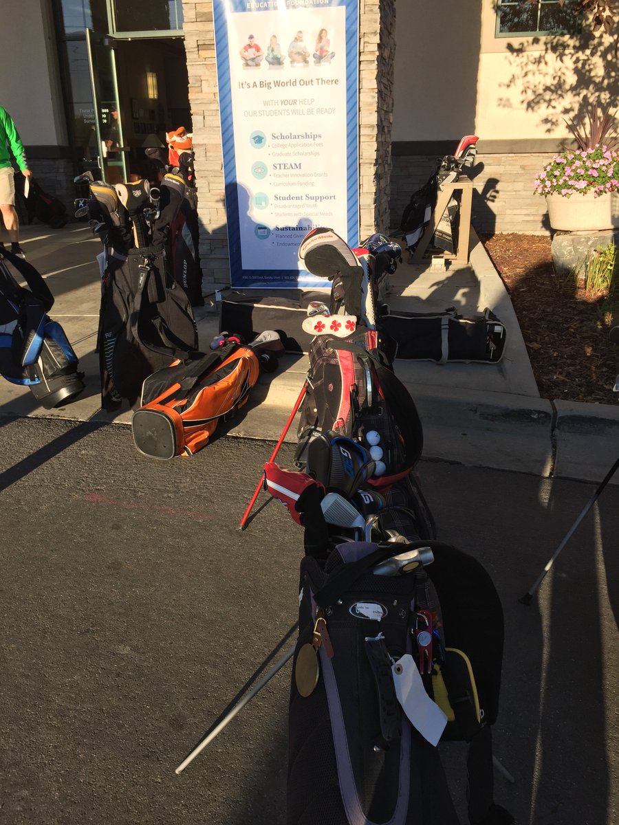 canyonsdistrict's tweet photo. Swing for scholarships! What a great day to raise money for CSD students and teachers #CEFgolf https://t.co/VXOXjazNFO