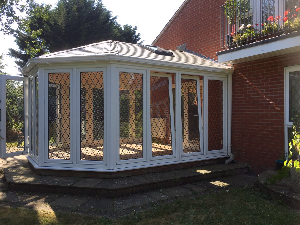 ECHI1957's tweet photo. An Equinox Tiled Roof System recently installed in Colchester @eurocellplc #roofconversion https://t.co/E6Vc8tG77s