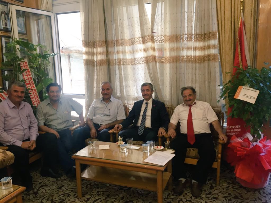 #Türkiye Muhtarlar Fed. Bşk.Yard ve Savcılı Mahalle Muhtarımız Ökkeş Titiz'e geçmiş olsun dileklerinde bulunduk.