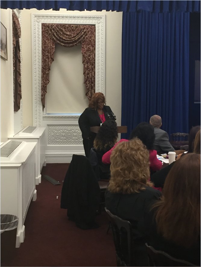 MassHireLowell's tweet photo. Stacey Thompson delivering a presentation at #TheWhiteHouse for our #Winning #CustomerCenteredDesign project. #DOL https://t.co/1O0Hf574uK