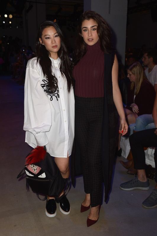 ArdenChoFr's tweet photo. #TB 12th Sept Fashion Week : https://t.co/Ck5BzIGqf5