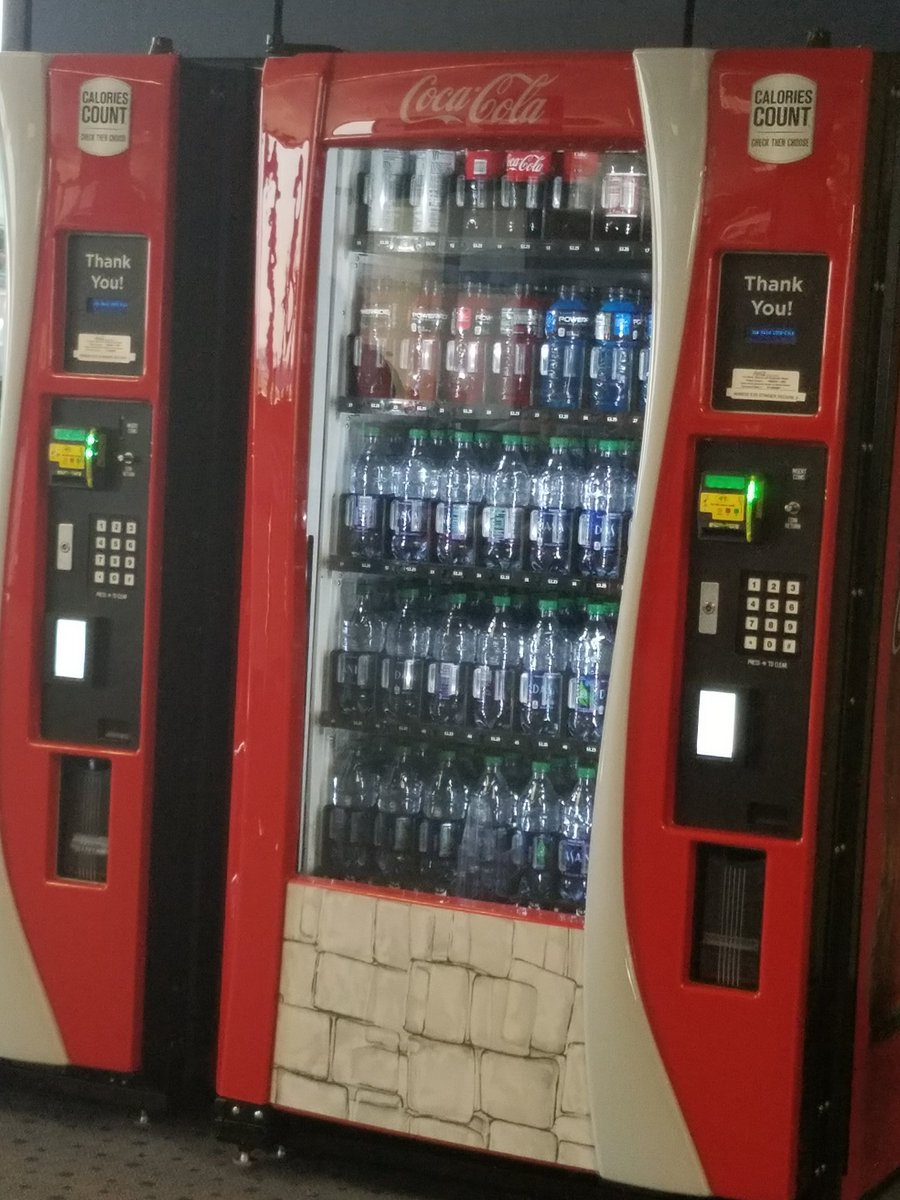 Just landed in Dallas- <a href="/CleoM83/">Cleo Mhlanga</a> and I were happy to see a vending machine full if water <a href="/BetterVendingMA/">Better Vending MA</a> <a href="/DENewman/">Dave Newman</a>