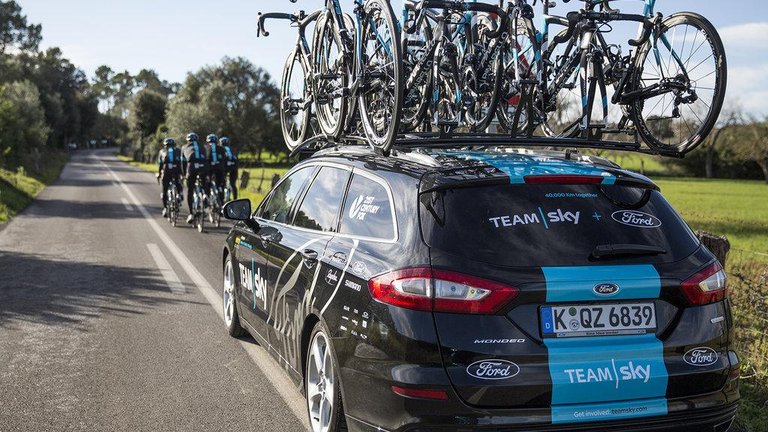 SuffolkCycling's tweet photo. Join the Tour De Ford Team Sky ride from Ipswich next month >> https://t.co/klzFa1Xfzs https://t.co/354FTUwyzi