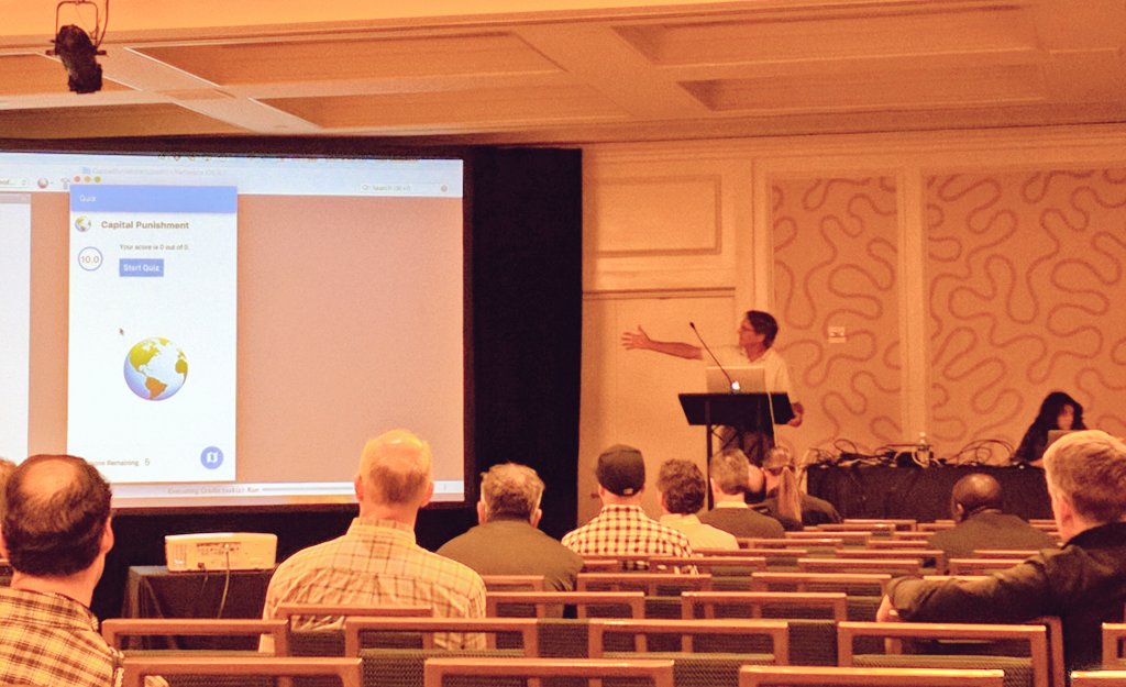 JPeredaDnr's tweet image. Great tutorial going on by @Paul_ASGTeach and @gail_asgteach showing nice mobile apps #Gluon #JavaOnMobile