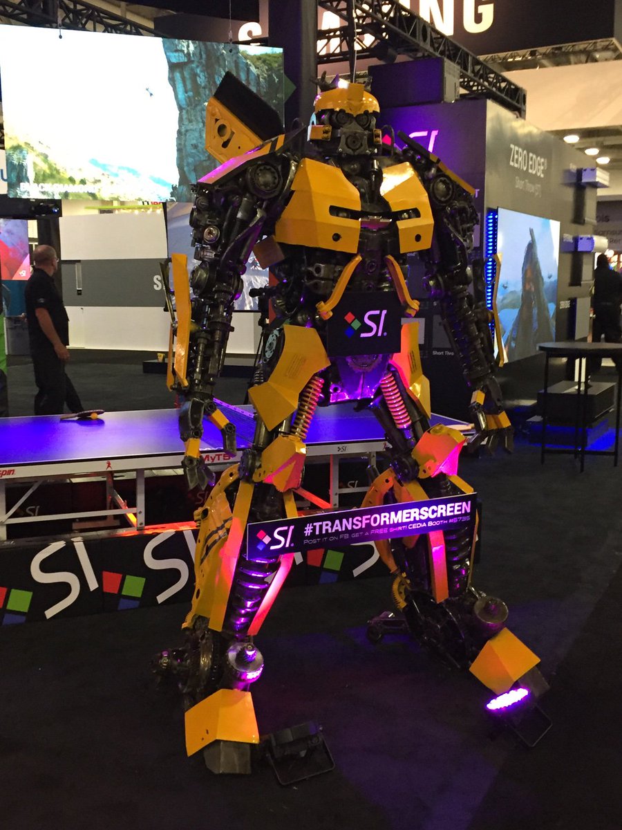 jetbuilt's tweet photo. We had a great time @ #CEDIA16 We're still sharing highlights & this was awesome! @SIScreens #CEDIALIVE #avtweeps https://t.co/G8nzpjVXpd