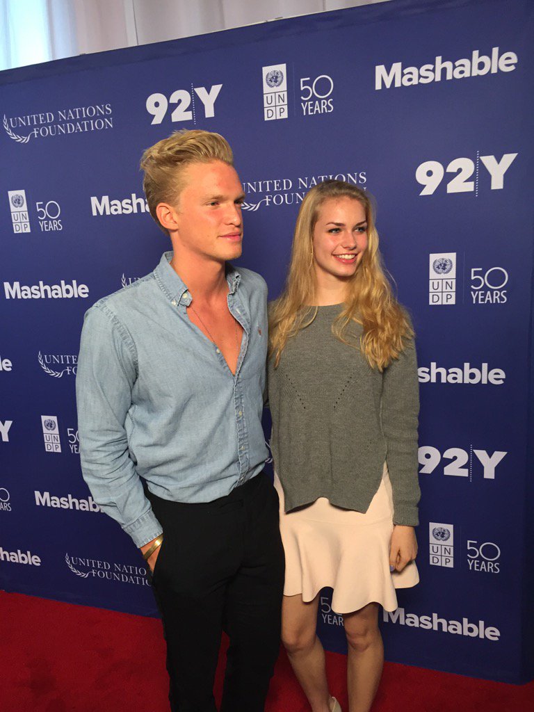 Zyszkowski's tweet photo. Lili Z @lzyszkowski at the UN Social Good Summit #2030now with fellow speaker #CodySimpson https://t.co/CE4RgFuoL6