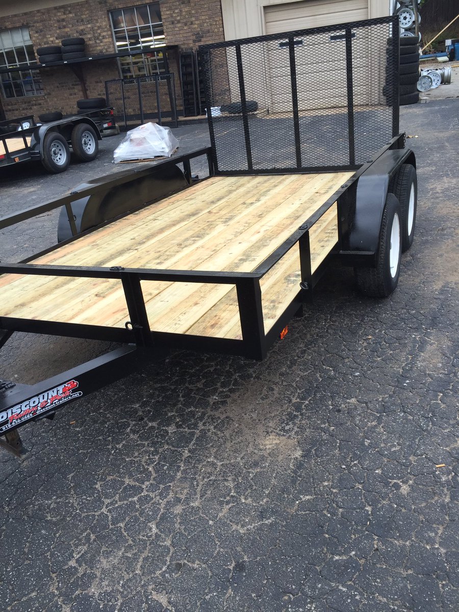 hansonmusic's tweet photo. What dose it say about me when I am excited about a need deck and paint on my trailer. -Z #MeHaul https://t.co/K0hjxV0fgW