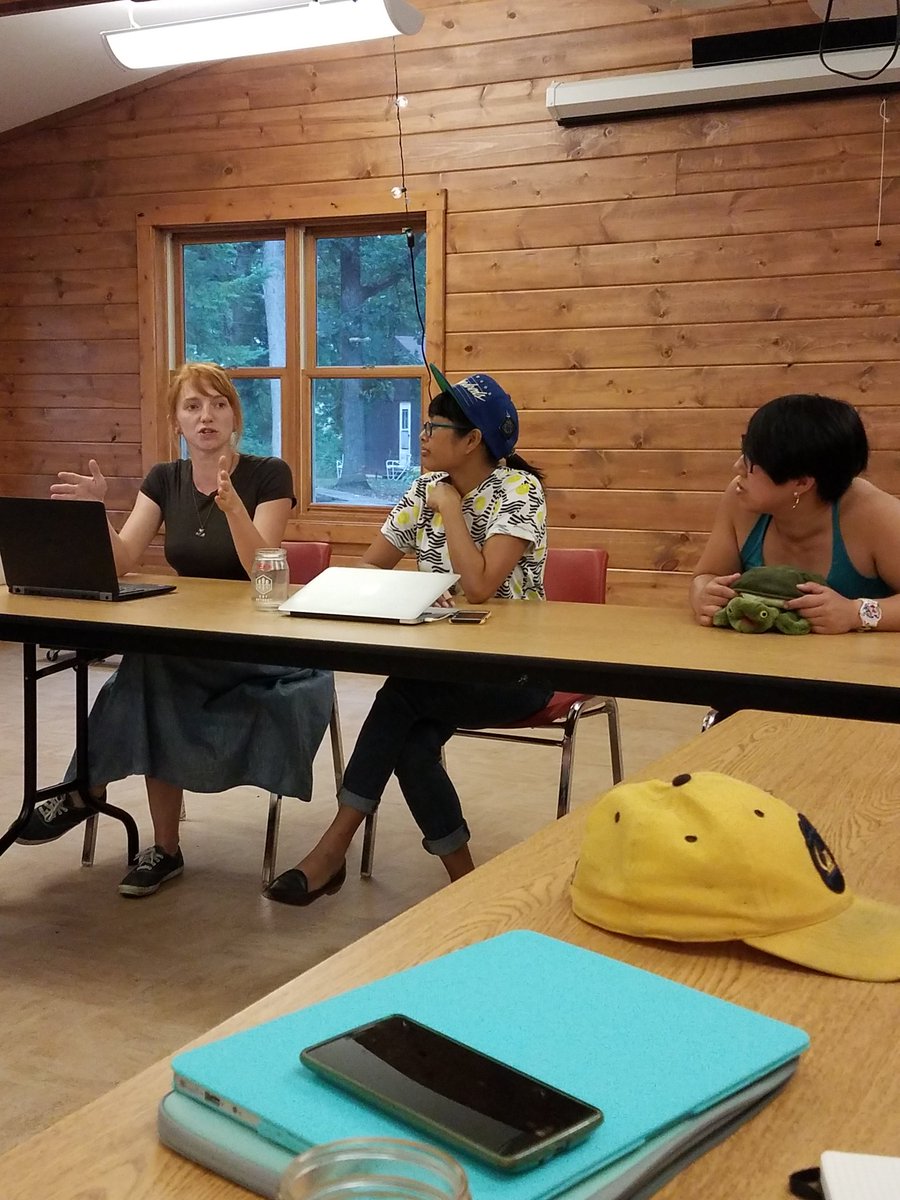 Effective #somed convo  <a href="/eatretreat/">Eat Retreat</a>.  Hey there <a href="/Randwiches/">jenn de la Vega</a> #midwest 2016 #Wisconsin