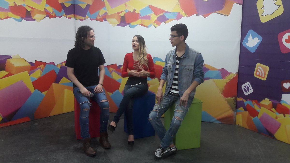 Balmoremusic's tweet photo. Muy contento de estar nuevamente en @AlocadosTv por @Canal11DelZulia ¡Gracias por todo su apoyo! https://t.co/kFnhHBoC3S