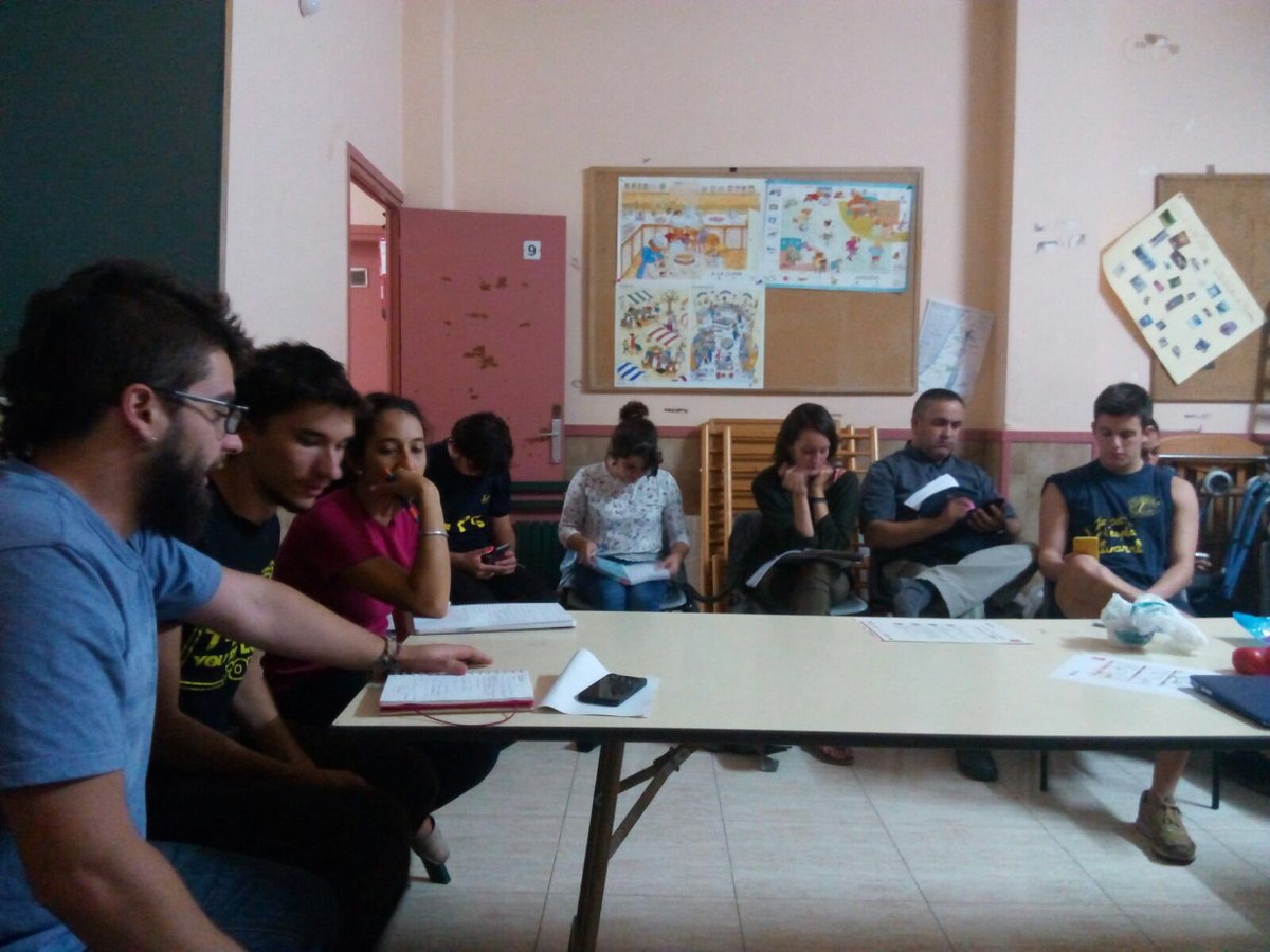 esplaisMCECC's tweet photo. Avui la @Zona13MCECC ha reunit a 28 persones dels centres d'esplai del Vallès Oriental! #NouCursMCECC https://t.co/6D1YieW27d