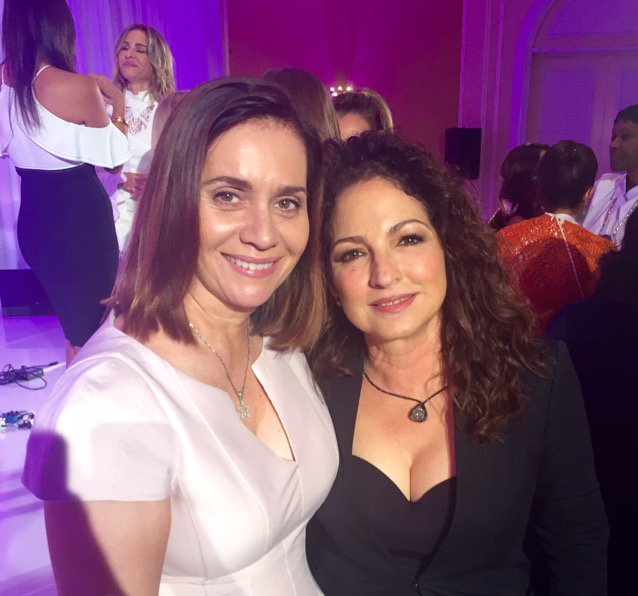 wofstargirl's tweet image. Back from Miami. At People en Espanol&apos;s #25MujeresPoderosas event with Gloria Estefan!