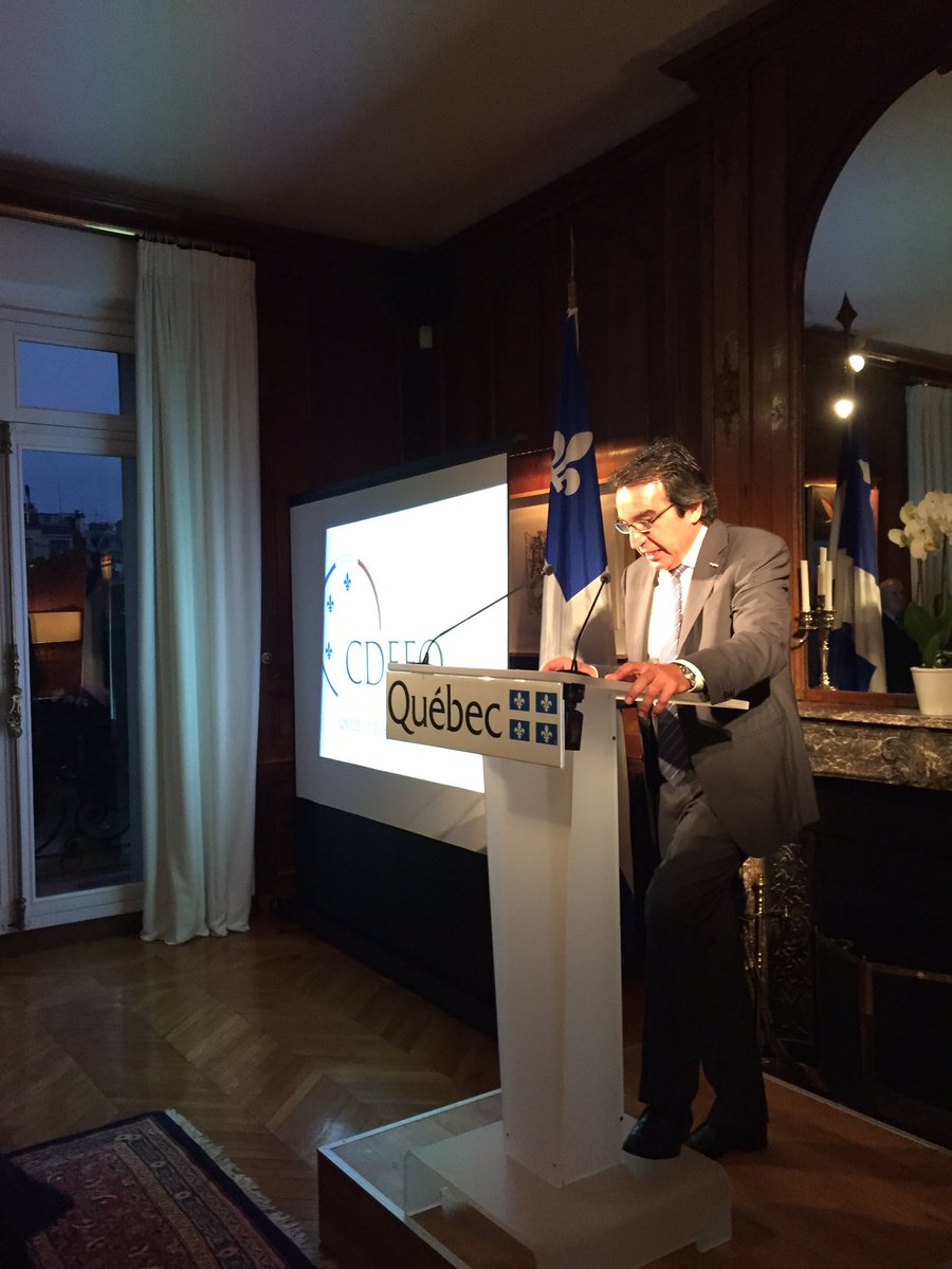 FahimaSadaoui's tweet photo. #CDFQ Paris, remise prix : de réussite franco-québécois https://t.co/PNe6YrtHAs via @LEXPRESS https://t.co/SIT898d8jv