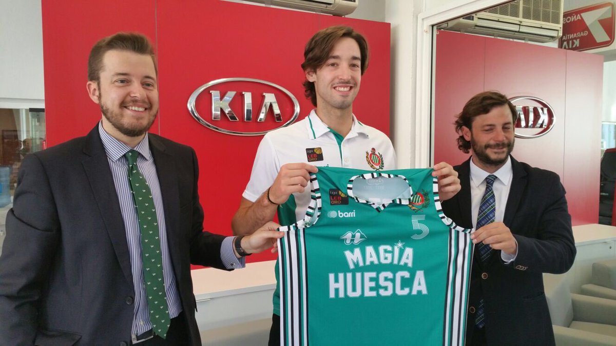 CBPHuesca's tweet photo. 📢 | @MikeMotos9 ha sido presentado hoy en @kiamotorsiberia Huesca. ¡Esto empieza ya! #LEBOro #aupapeñas https://t.co/6QT43ZcRKi
