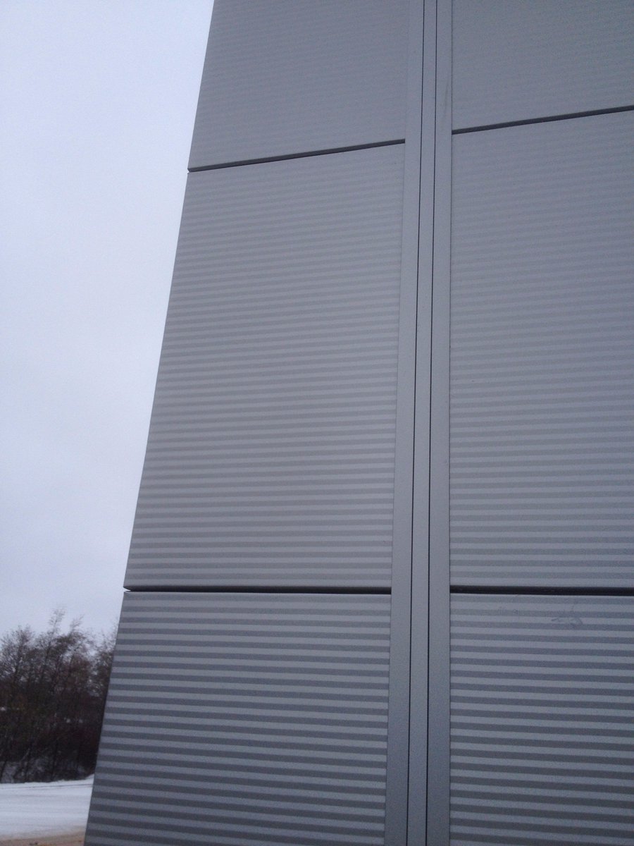 MPJCoatings's tweet image. 0.5 meter damage to profile panel.  Another job complete. Another happy client. #firstclassrepairs #customerservice #claddingrepair