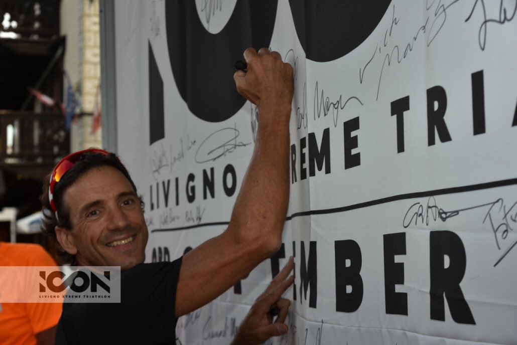 superBerto71's tweet image. #galleria @ecorace @IconXtri Supporteam @CattoiD @SCecini mia moglie #orca #vittoriatyres #smith #alpenvillagelife