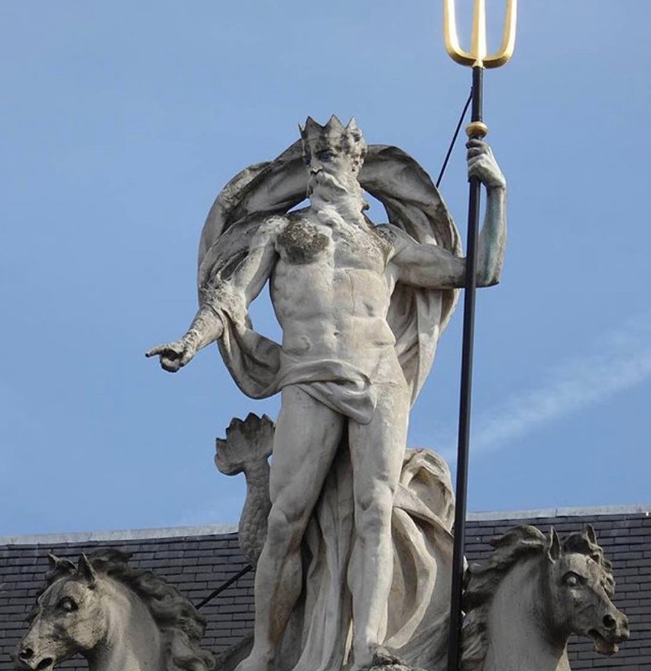 Neptunus guards the entrance of the old fish market! #visitgent #Belgium