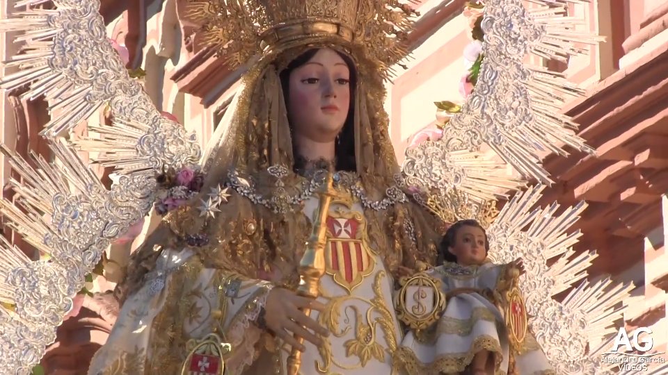 Vídeo | Salida de la Virgen de la Merced @HdadMerced  con <a href="/BSLiceodeMoguer/">BS Liceo de Moguer</a> goo.gl/pZVSnJ Por <a href="/AlexGGodoy1990/">Alejandro García</a> #MagnaHuelva2016