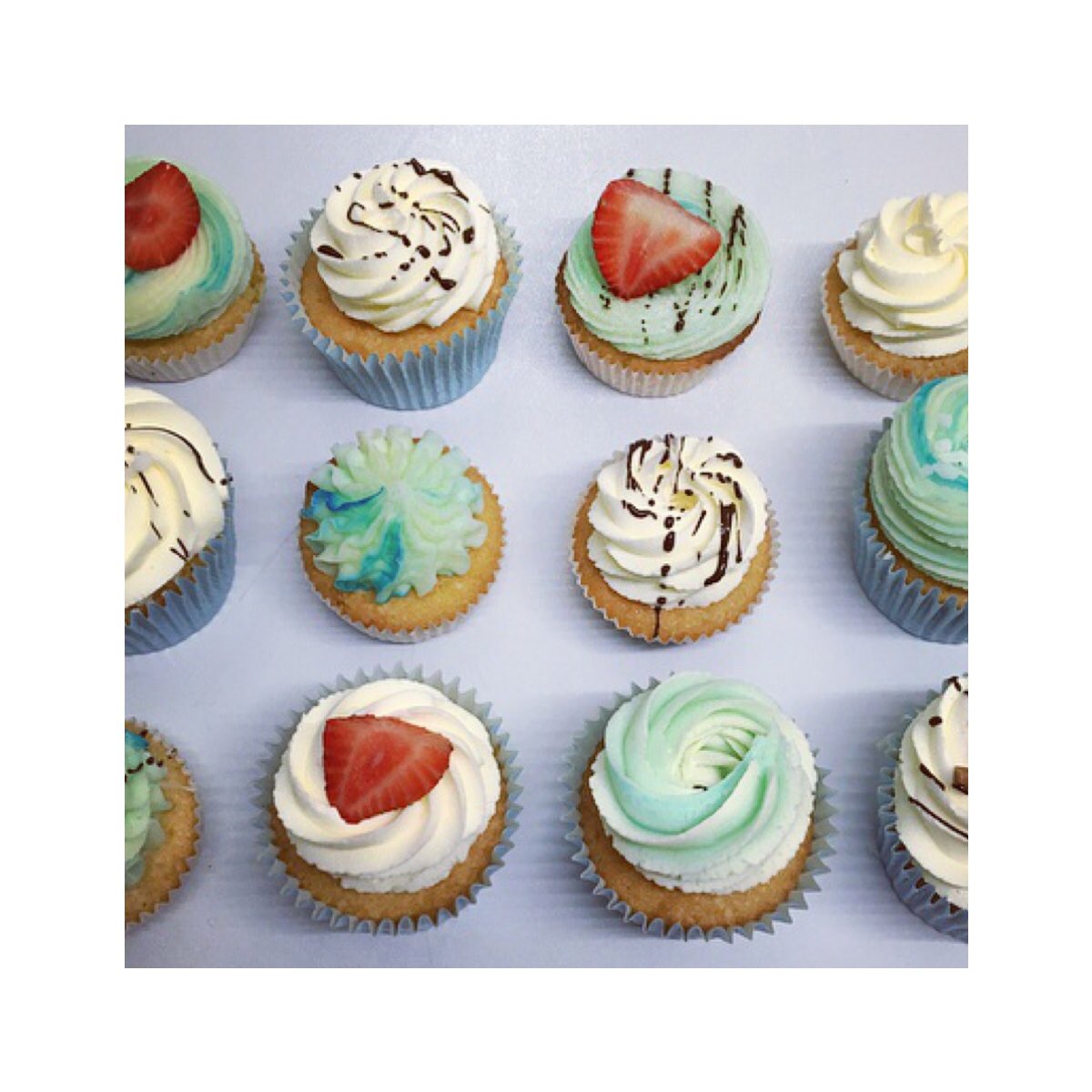 Just_Jadea's tweet photo. #cupcakes https://t.co/tRGUHvzQRI