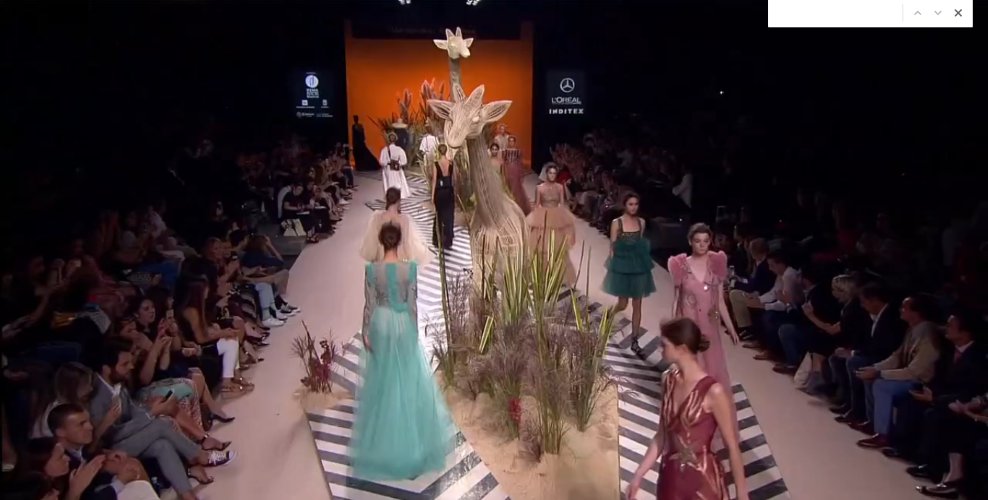 bekiamoda's tweet photo. Jorge Vázquez logra transportar a la #MBFWM2016 a África con su colección SS17 https://t.co/Vnc8SpLH7i https://t.co/LTI990Hlju