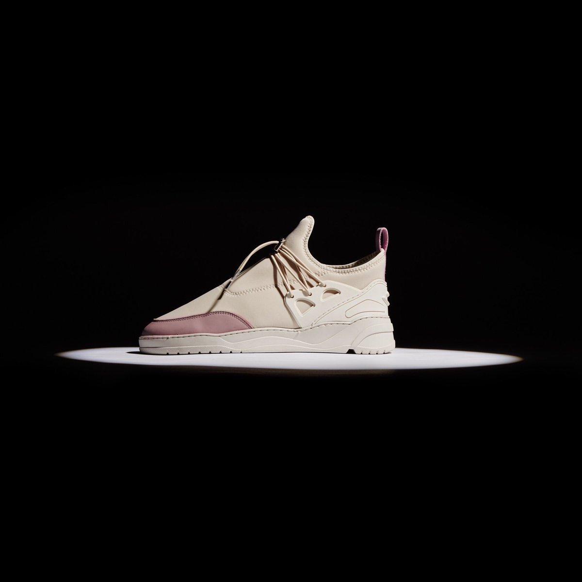 FillingPieces's tweet photo. The Astro Runner uses a rubber heel cup to give structure to the neoprene upper. Available now at https://t.co/pNQyZkSsVx #FPInnerCircle https://t.co/okpJyHhjqJ