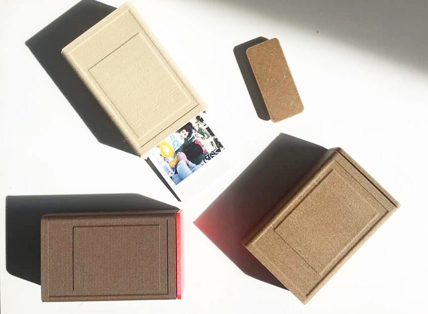 compagniaimago's tweet photo. Mini instax case made with bioplastic
#mininstax #instax #lomography #filmsnotdead #fujifilm https://t.co/2OX9rWZL4Q