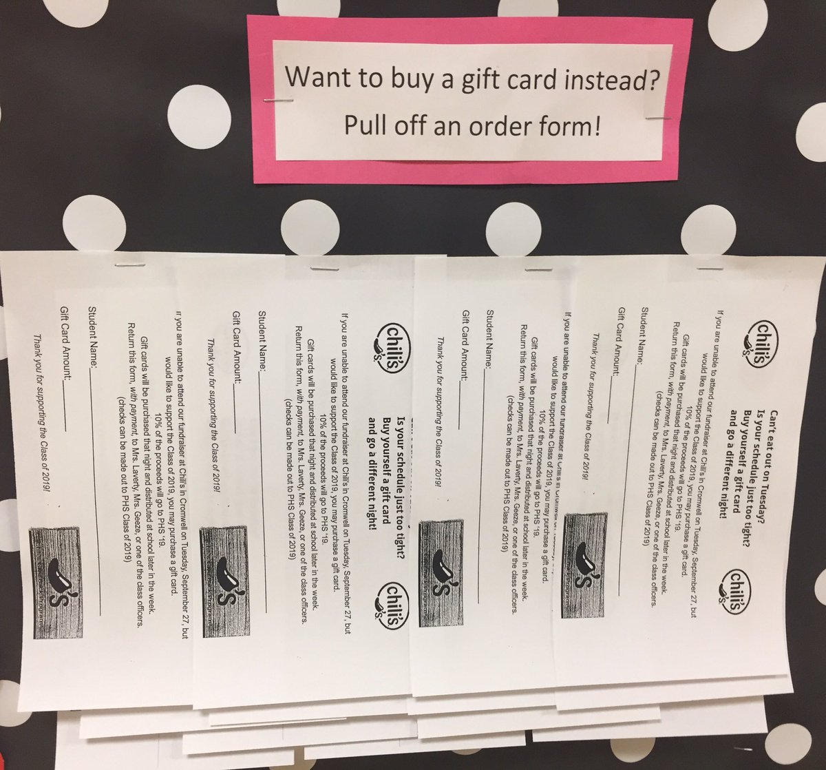 PortlandHigh19's tweet photo. updates, flyers, and order forms posted on our class board for our Chili's fundraiser next week! Sep. 27 4-11🌶 https://t.co/Qc88J7mfHz