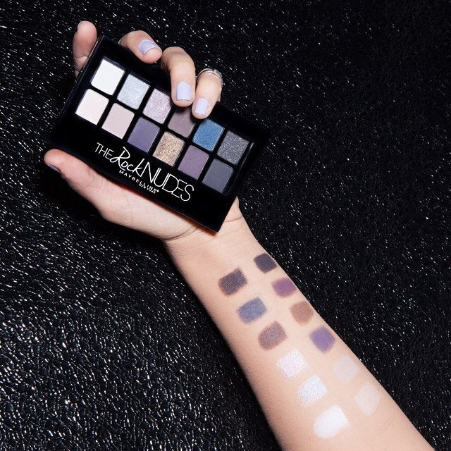 Maybellineny_es's tweet image. Por si no sabéis los tonos que tiene nuestra nueva palette #TheRocknudes, aquí este #swatching.