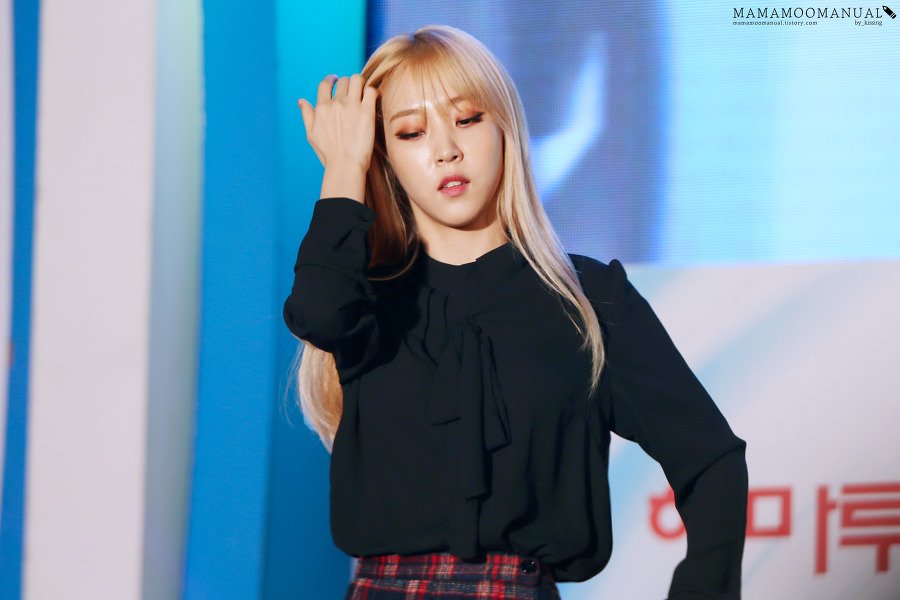 girlgroupspics's tweet photo. mamamoo ☆ moonbyul https://t.co/WawTUEWm0I