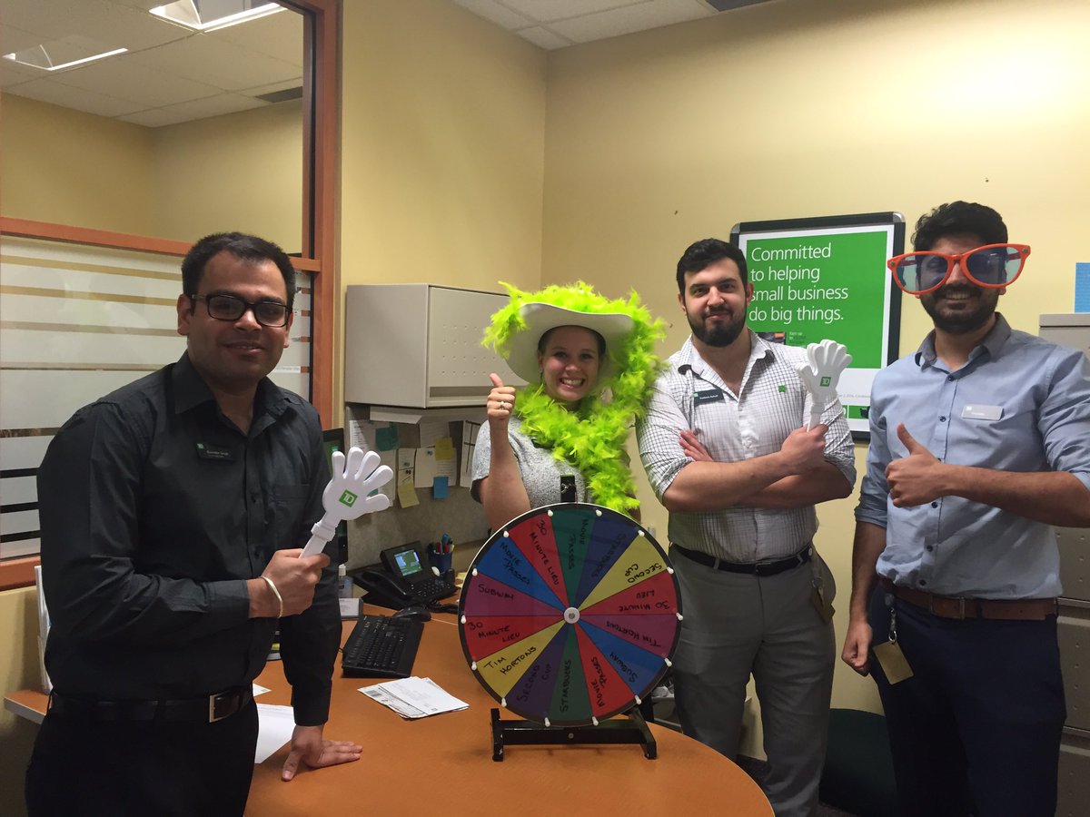 chanderrikhi's tweet photo. DTB FOR KRISTY #AwesomeFeedback #LEI #TDSpruce #SpinTheWheel @KellyLilja_TD @DaniAnneChap @StillerJamie https://t.co/5nzTVJB9eI