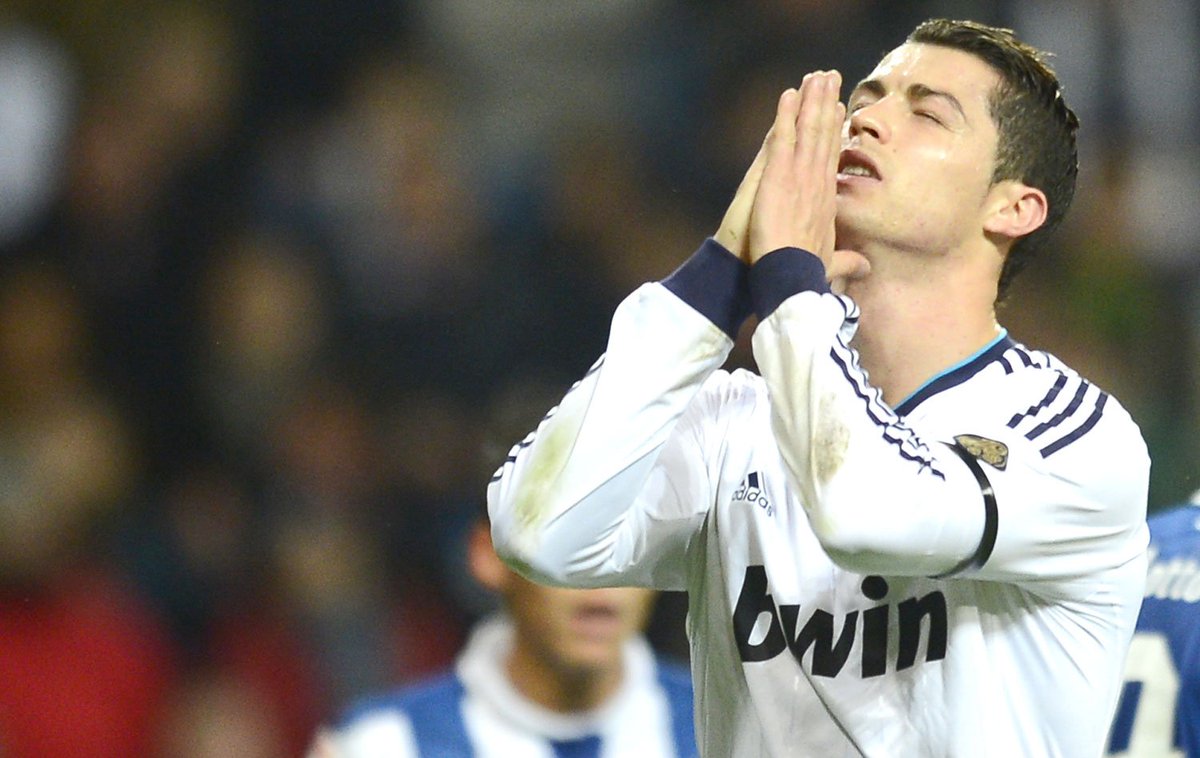 _DiegoMuller's tweet image. enviei a solicitação de amizade / a pessoa aceitou na hora