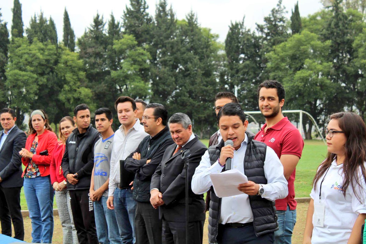 _JorgeOsnaya's tweet photo. En el evento de inauguración del 1er Torneo InterUniversitario Estatal de Soccer organizado por #CIES Juvenil AC. https://t.co/Hw0a4NocmO