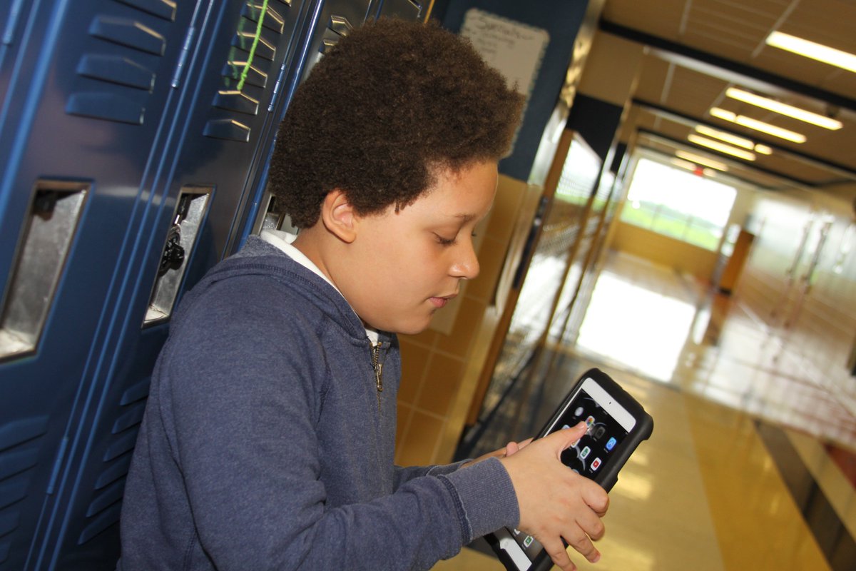 RCISDFoundation's tweet photo. Did you know #RCISDEF contributed $20,000 to the RCISD Technology Initiative last year? #NTxGivingDay #FAB500 https://t.co/eIKWIpDY4V