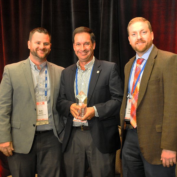 Lifestyle Holidays Vacation Club Wins 2016 CRDA Cornerstone Award dlvr.it/MJ1MyR