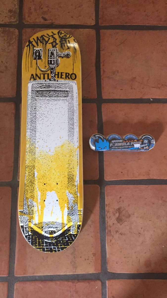 IamPRES10's tweet image. Bought a new deck and wheels today. #anthero #spitfire #gettingbackintoit #donthurtyourself