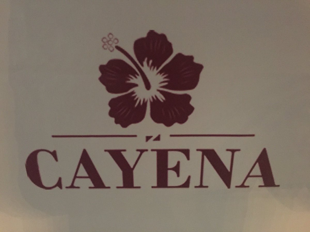 gowineusa's tweet photo. We welcome our new client Cayena at #brickell . Come and taste our #wines #somiami https://t.co/WwhH5CS5TF