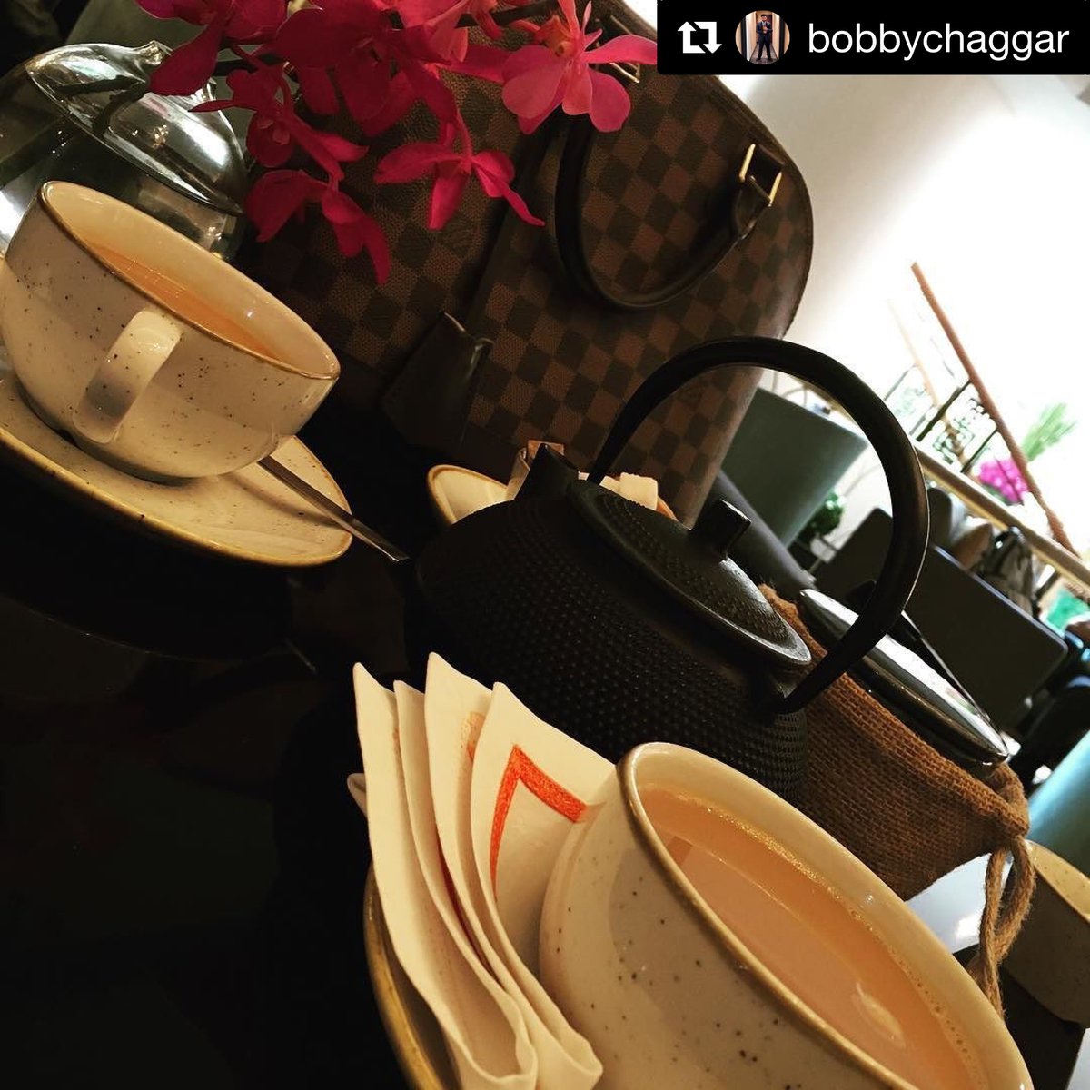 linolinens's tweet photo. #Repost @bobbychaggar @shangrilanewdelhi @linolinens #shangrila #shangrilanewdelhi #misterchai #linens #linolinens https://t.co/QNJKnXhGfZ