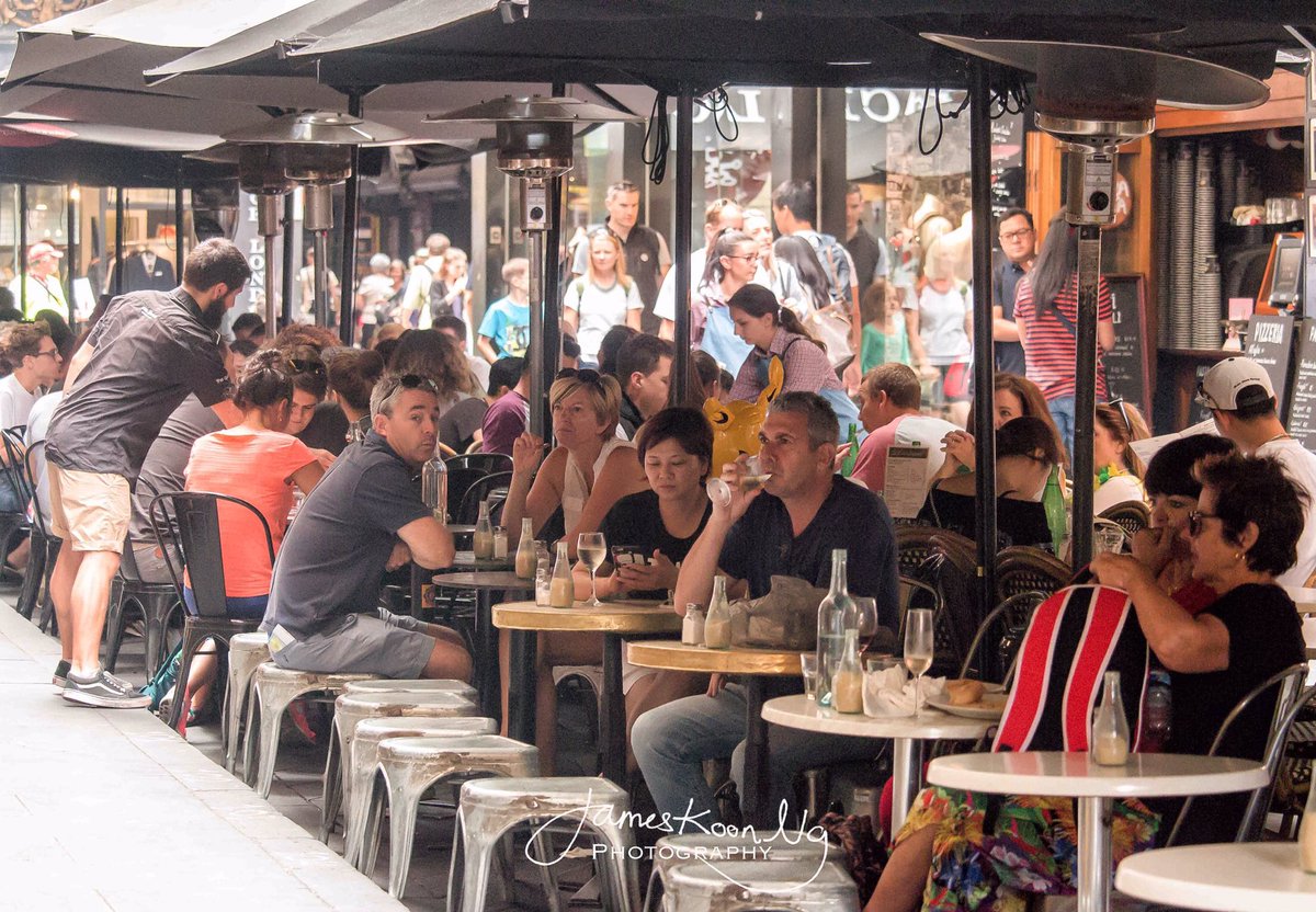 jameskoonng's tweet photo. Love the atmosphere and the sweet aroma of coffee at #DegravesStreet! @Melbourne is an absolute gem! https://t.co/eacdVZ4lZL