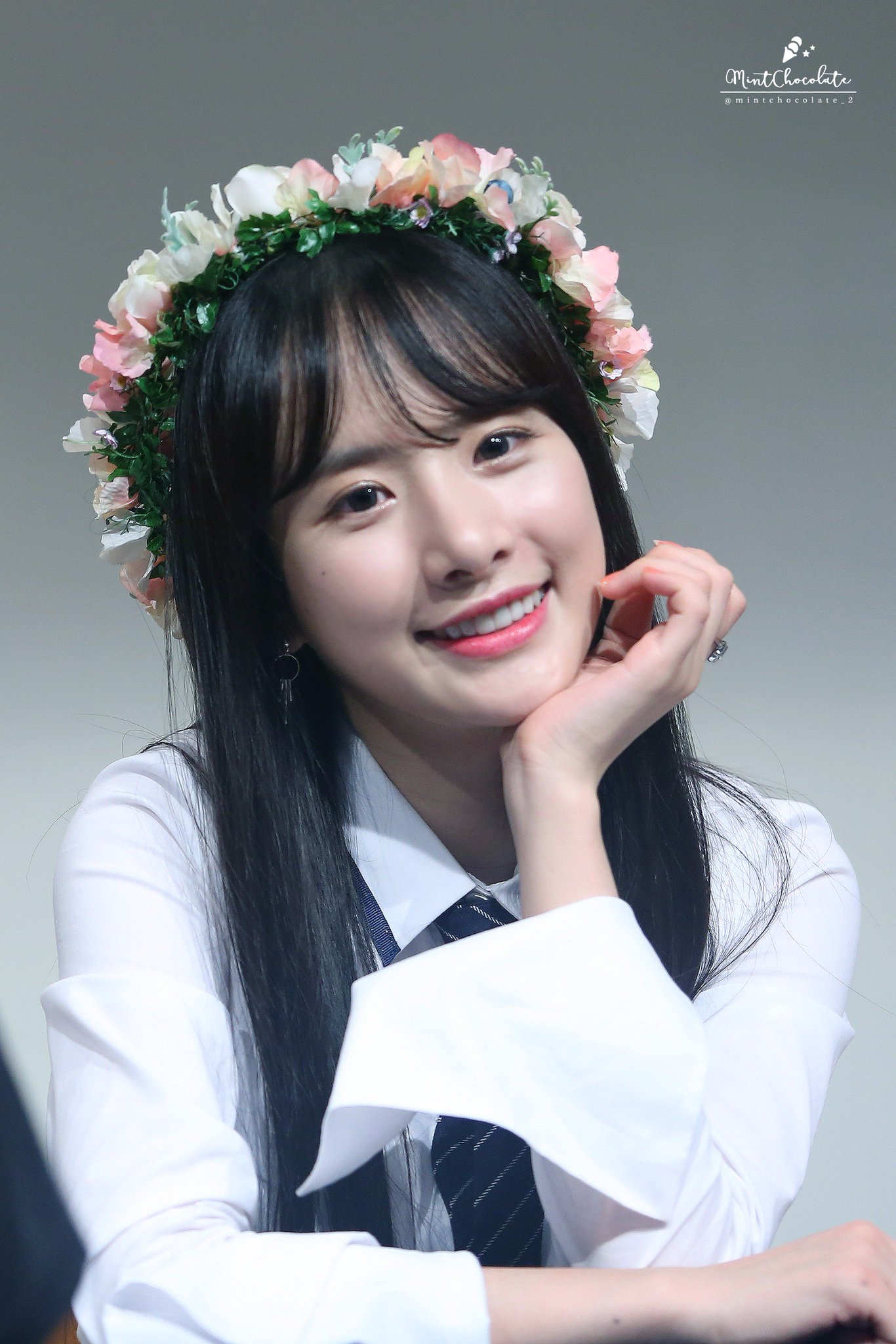 CswOaNyUkAAV1cg.jpg:large