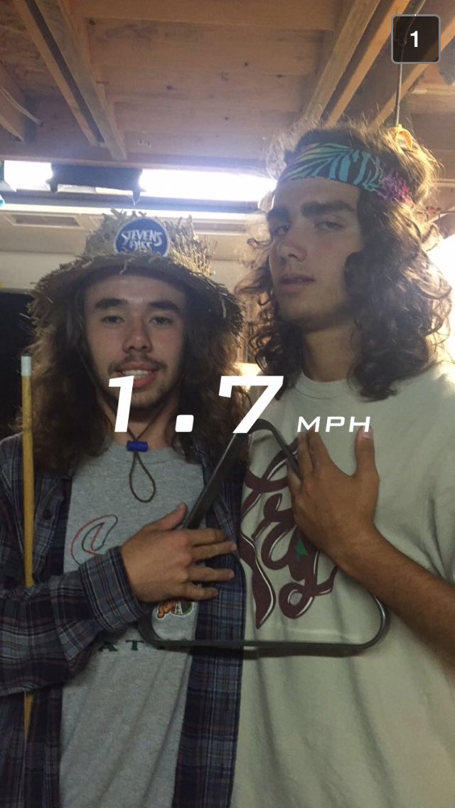 BuddyParks5's tweet photo. @benjamin_trevor happy birthday fatty https://t.co/XU0KzGQ49T
