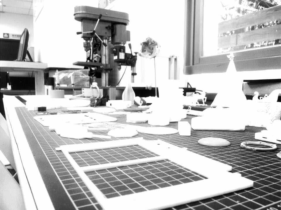 alivolab_alivo's tweet photo. We come a long way to the maker workshop- picking materials for prototype! #maker #prototyping #motionsensor #oT #smarthome #ALIVO #mobile https://t.co/GkloaMkqLz